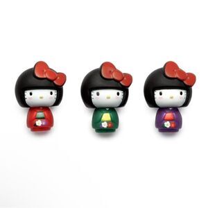 NWT Sanrio Hello Kitty Three Japanese Vinyl Figures in Kimonos Exclusive Limited